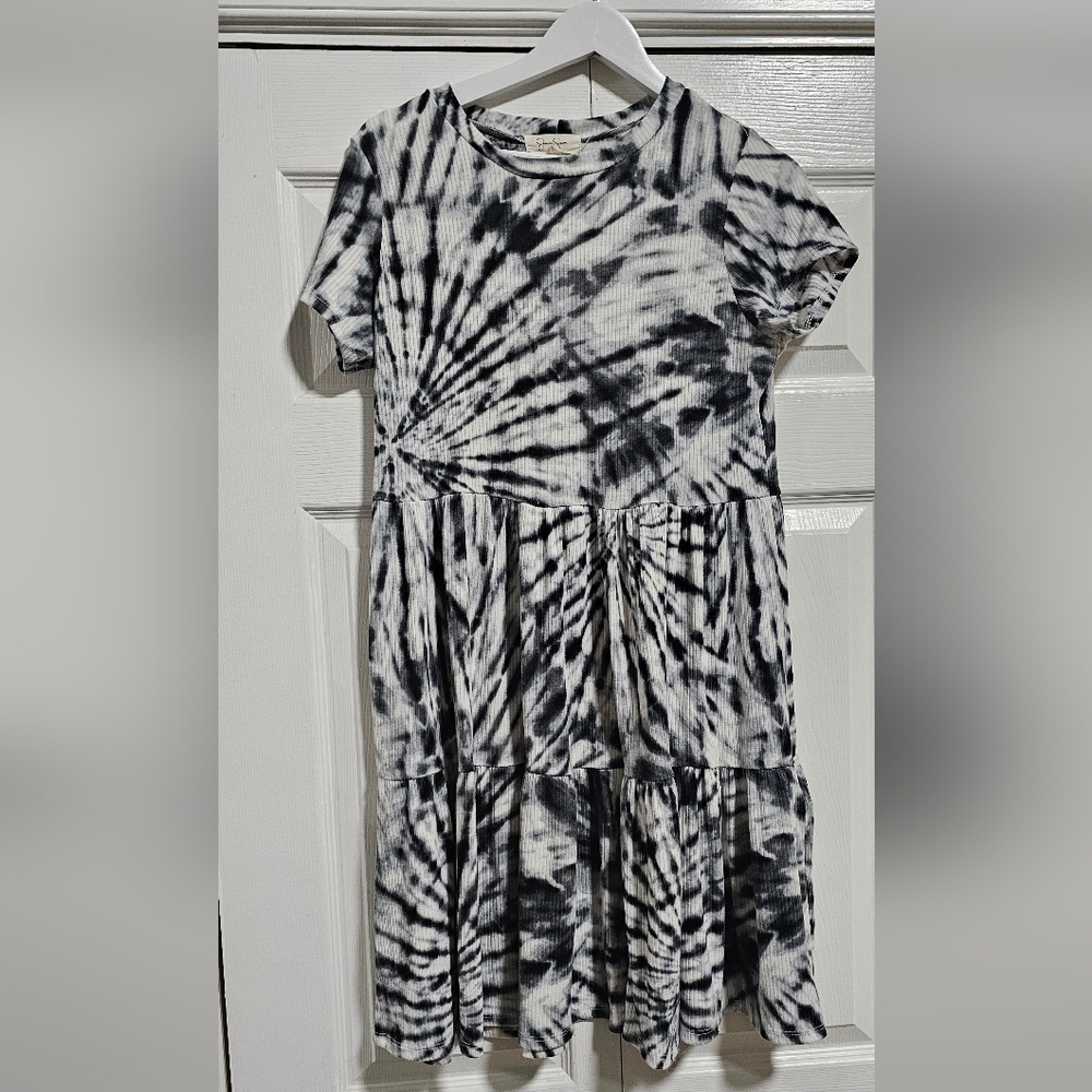 XL Jessica Simpson Black and White Tie-Dye Dress